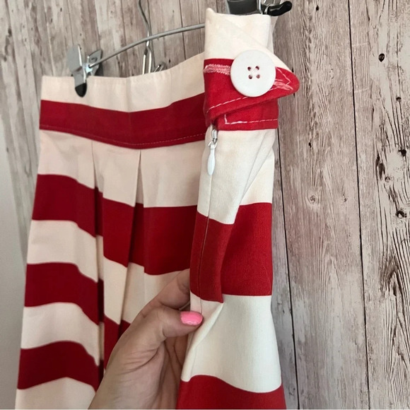 Red and White Patriotic Skirt Corilynn - Picture 4 of 5